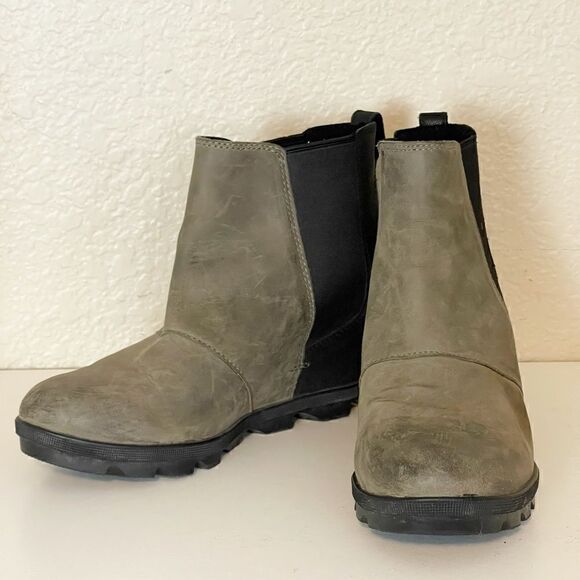 Sorel Women’s Joan of Arctic Wedge Chelsea bootie II in olive and black 9.5 - Picture 3 of 12